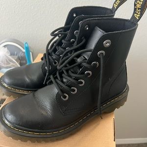 Women’s Dr. Martens